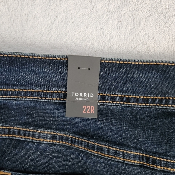 Torrid Luxe Slim Bootcut Jeans Women's Size 22 - Picture 5 of 7